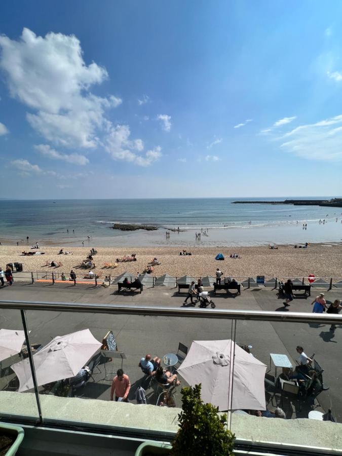 Largigi Offering Two Amazing Panoramic Sea Front Apartments Lyme Regis Luaran gambar